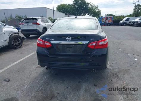 2016 Nissan Altima 2.5/S/Sv/Sl/Sr z USA, uszkodzony, nr VIN 1N4AL3AP5GC134610